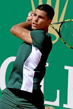 ontdek waarom alcaraz wordt beschouwd als de beste jonge tennisser van dit moment. volg zijn indrukwekkende carrière en spectaculaire overwinningen.