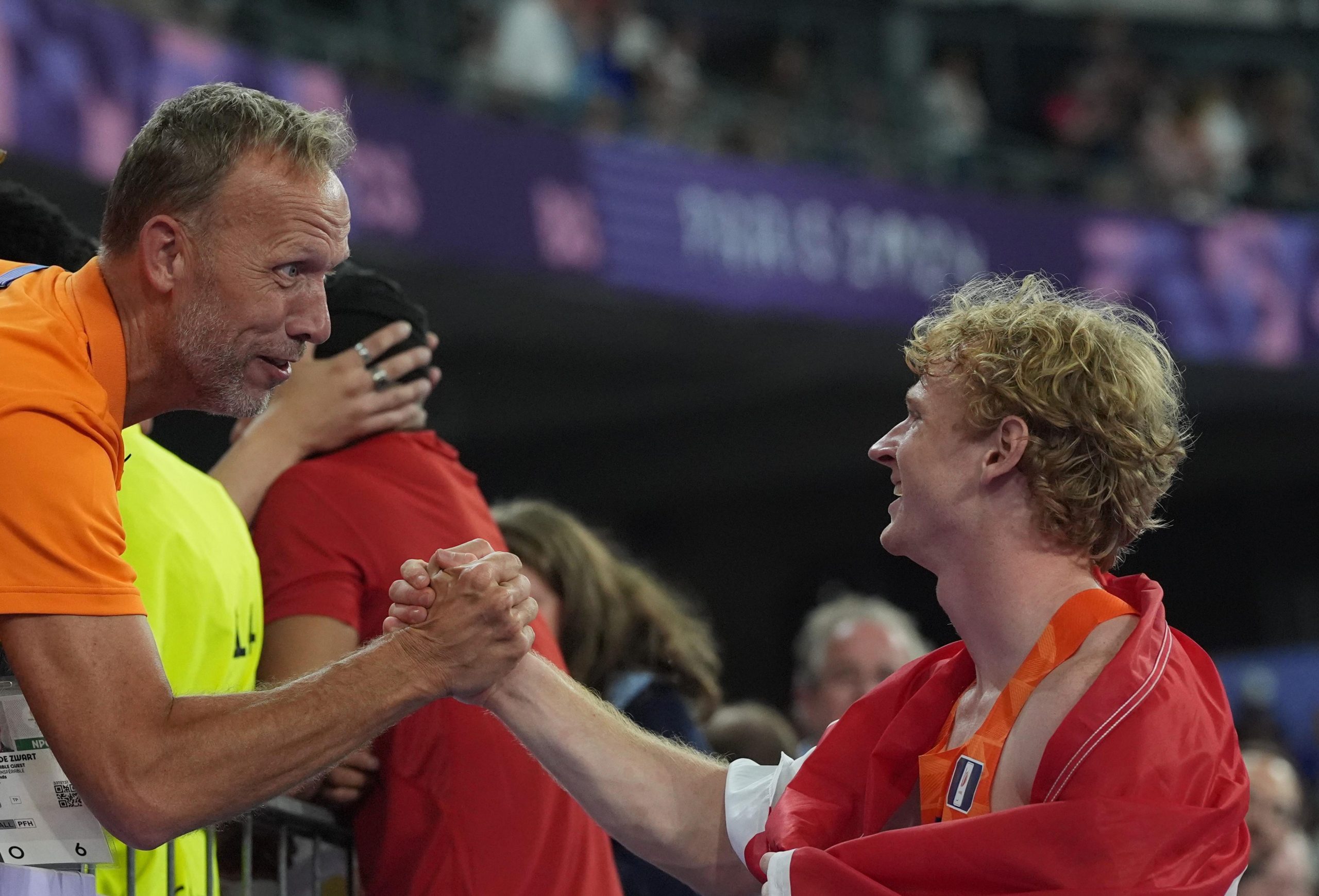 ontdek het draagvlak voor topsport zonder publiek en de impact op sportevenementen zonder live supporters.