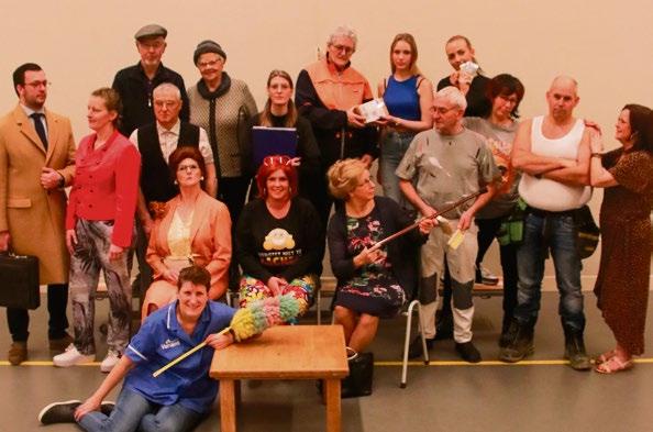 ontdek hoe marlou kusters succesvol balans vindt tussen grondwerk en topsport, en leer van haar inspirerende ervaringen en inzichten.