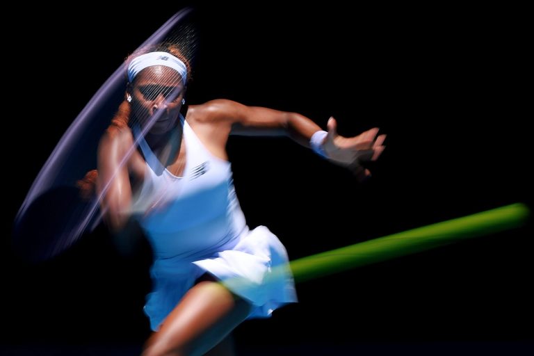 coco gauff deelt haar indrukken over eubanks' vaardigheden in de escape room en hoe dit zijn strategie op de tennisbaan weerspiegelt.